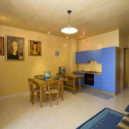 Complesso Delle Antiche Rotte Андрано