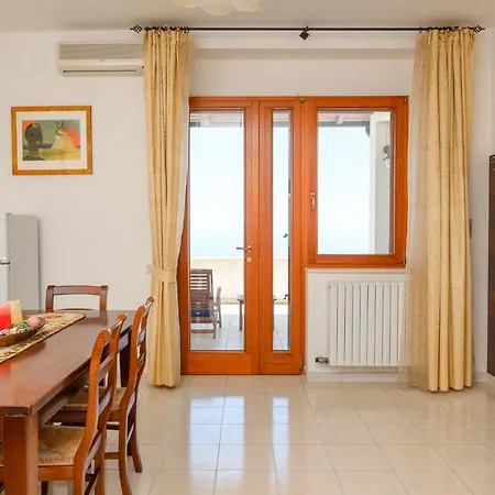 Complesso Delle Antiche Rotte מלון דירות אנדרנו