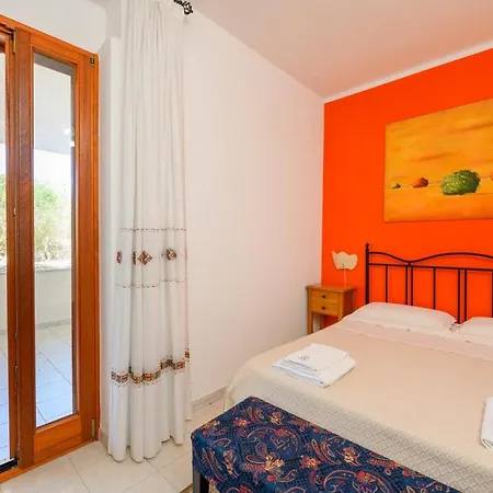 Complesso Delle Antiche Rotte מלון דירות אנדרנו